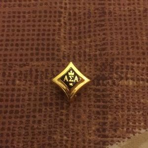 Alpha Sigma Alpha Gold Pin